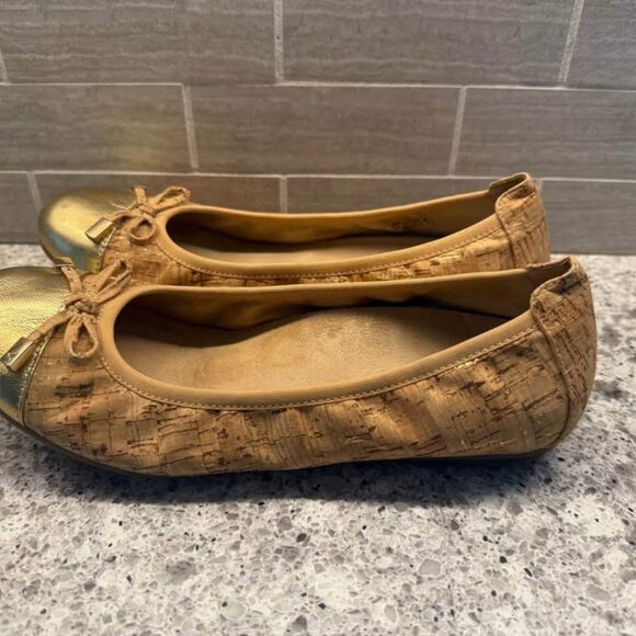 Women’s Vionic Cork & Gold Cap Toe Klara Ballet Flats with Arch Support-Size 7.5 - Picture 3 of 8